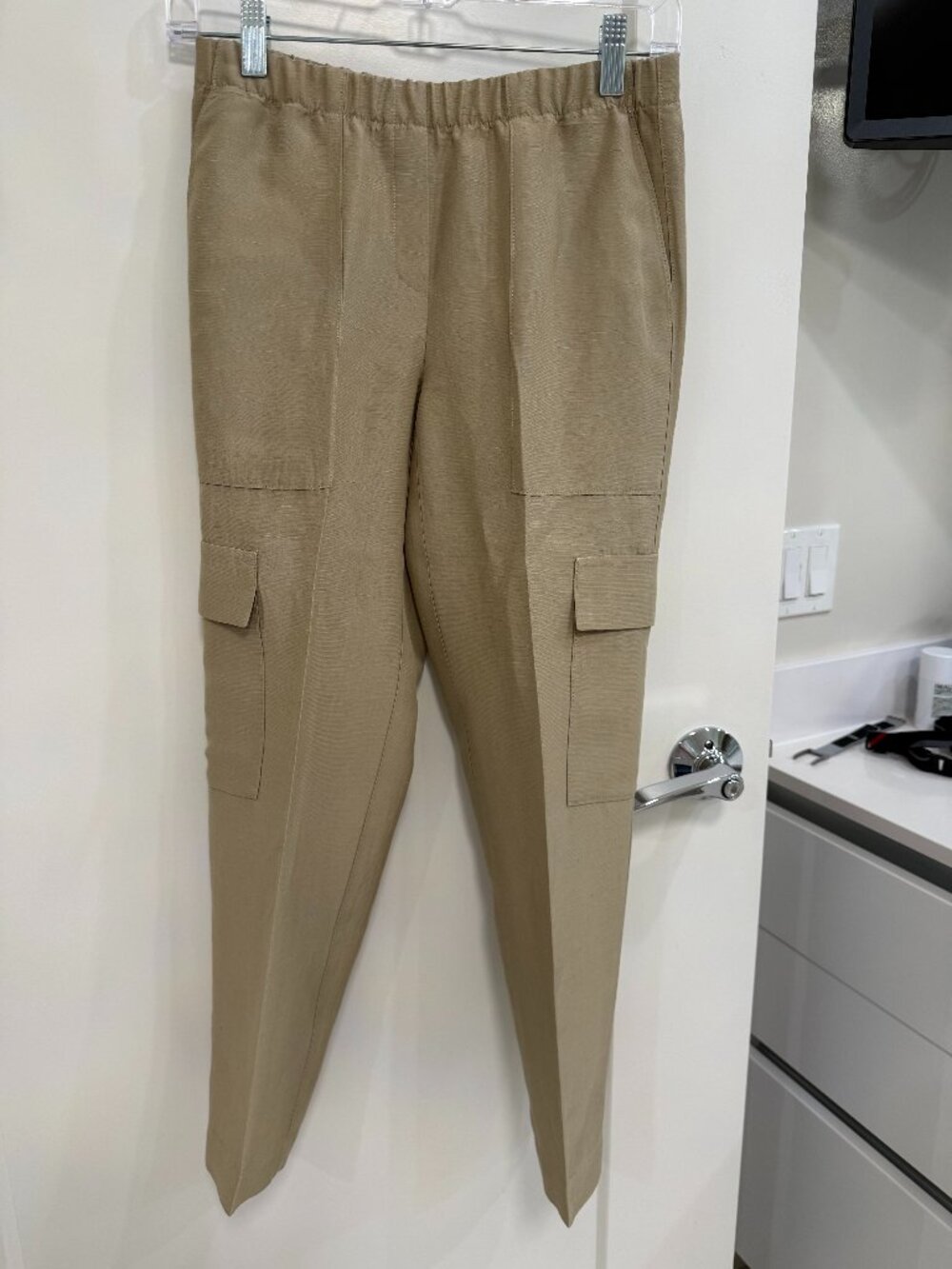 Aritzia Babaton Khaki Pull-On Cargo Pants 00